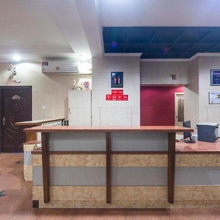 Capital O 66763 Blossoms Serviced Apartments Chennai Extérieur photo