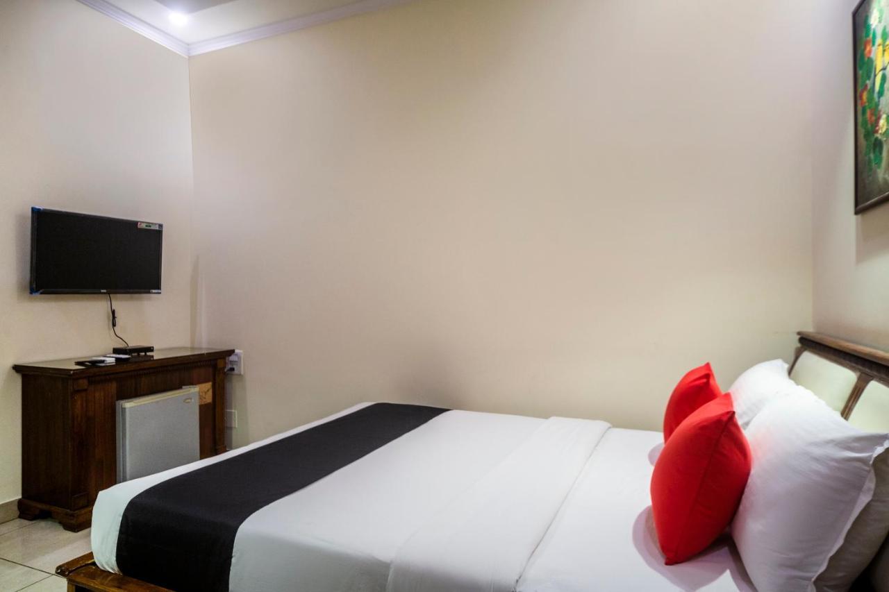 Capital O 66763 Blossoms Serviced Apartments Chennai Extérieur photo