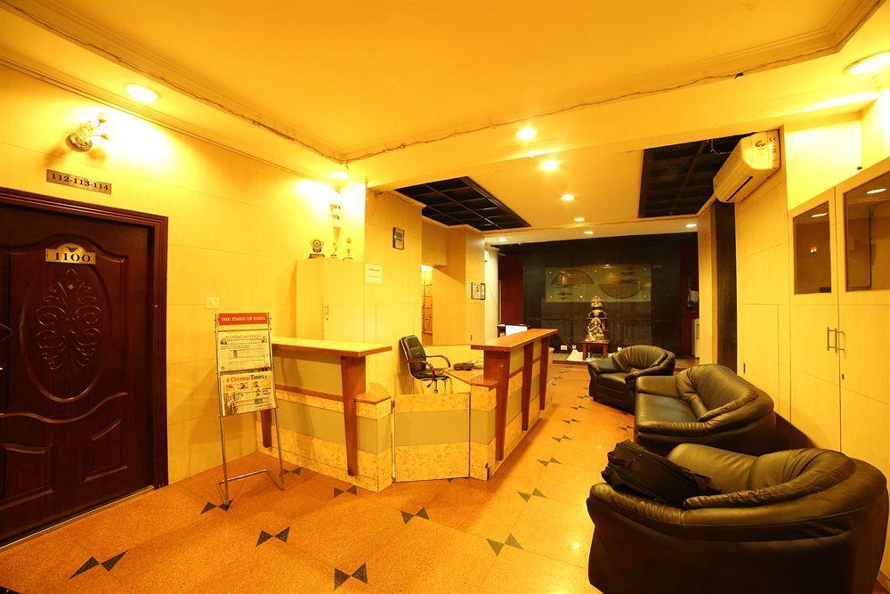 Capital O 66763 Blossoms Serviced Apartments Chennai Extérieur photo